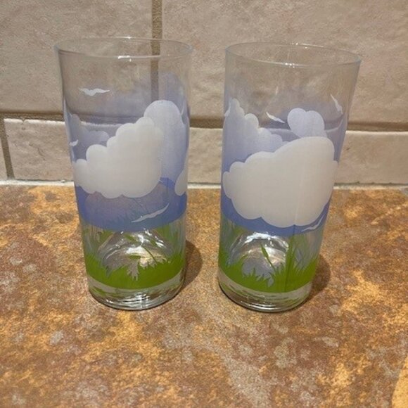1980’s Vintage Luminarc Drink Glasses, Clouds and Blue Sky Pattern Set of 2 - Picture 1 of 3